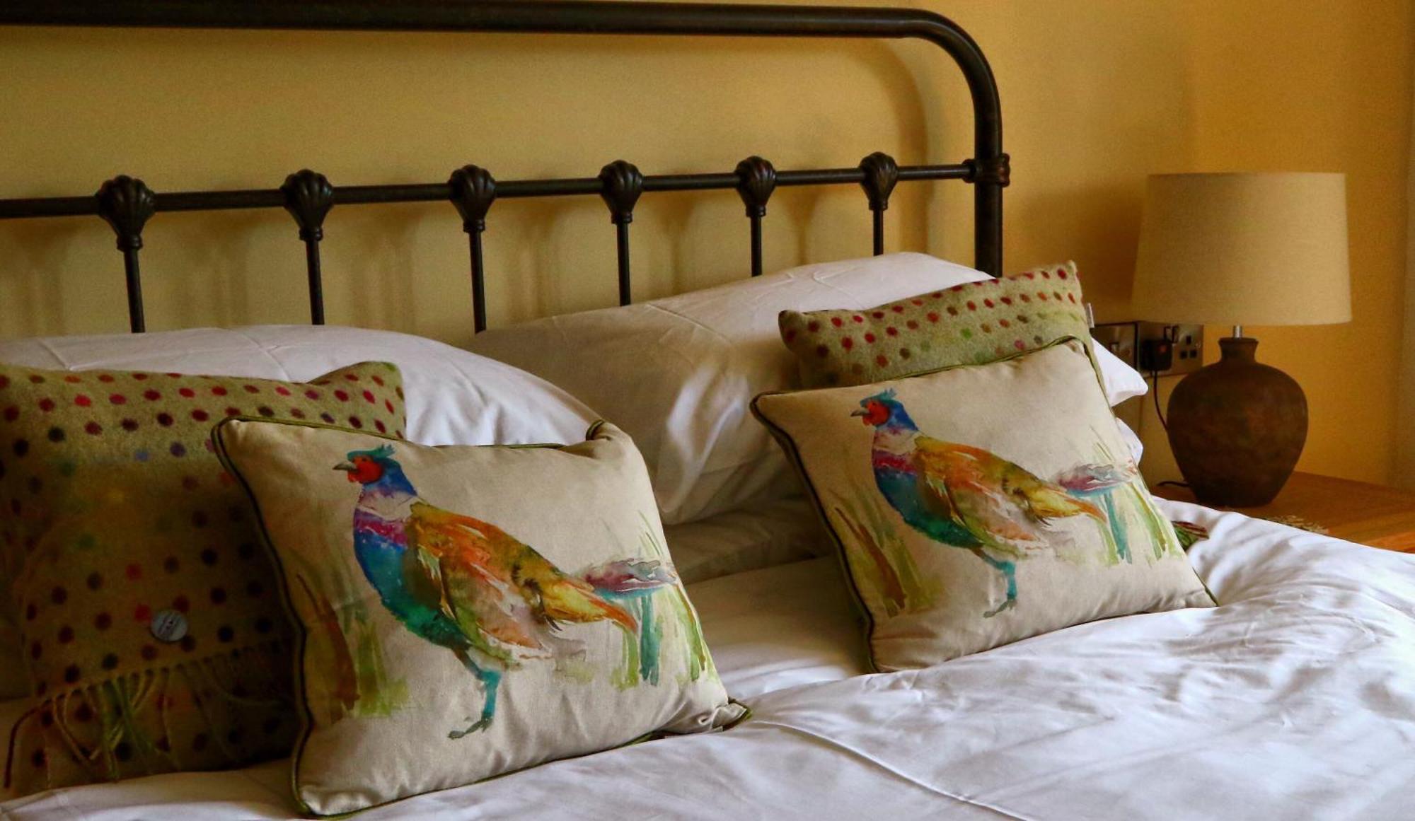 The Pickled Pheasant Bed & Breakfast Holmbridge Room photo